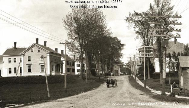 Main St